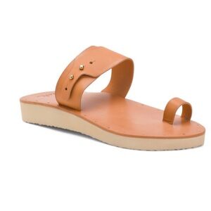 BEEK Leather Whistler Toe Ring Sandals